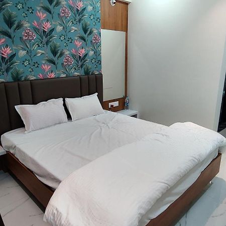Hotel Mayur Residency Ellora Экстерьер фото