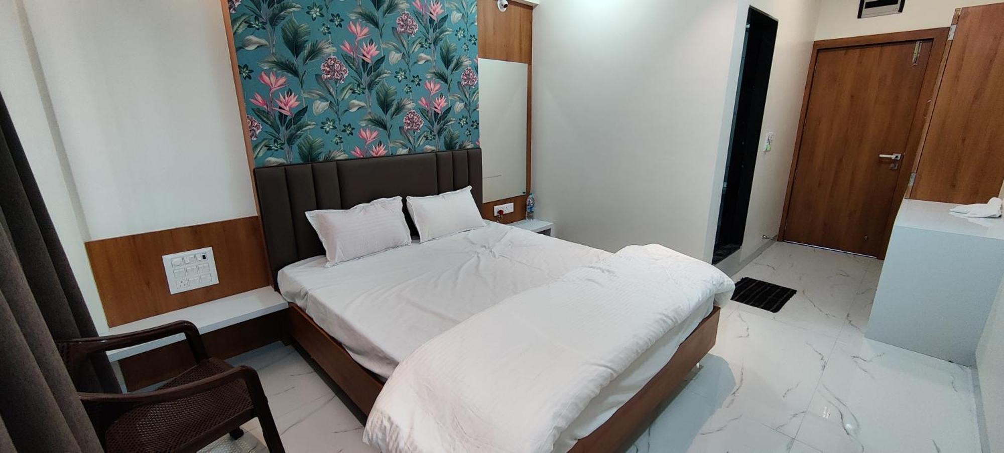 Hotel Mayur Residency Ellora Экстерьер фото